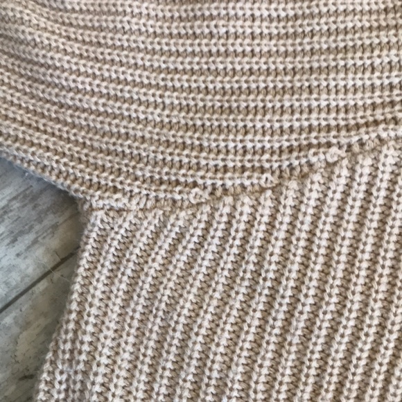 Forever 21 sweater size Medium - Picture 14 of 15